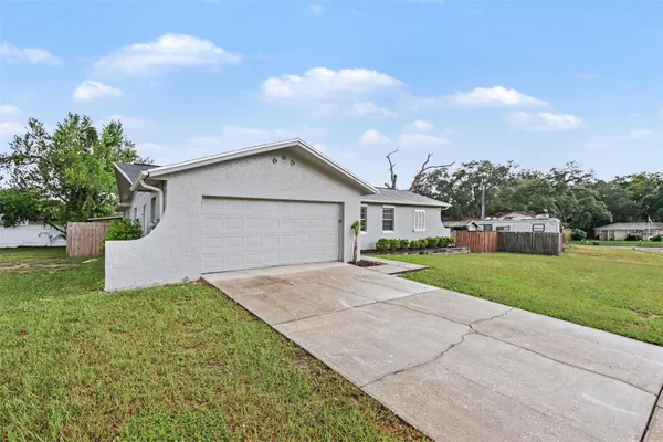 1909 SHANNONWOOD CT