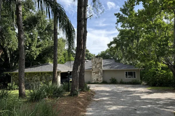 2510 CYPRESS GARDENS BLVD