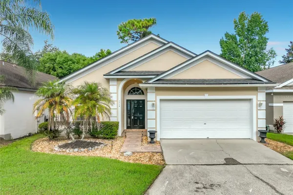 1714 FOX GLEN CT