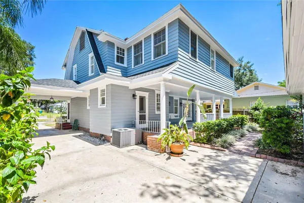 128 WISTERIA AVE
