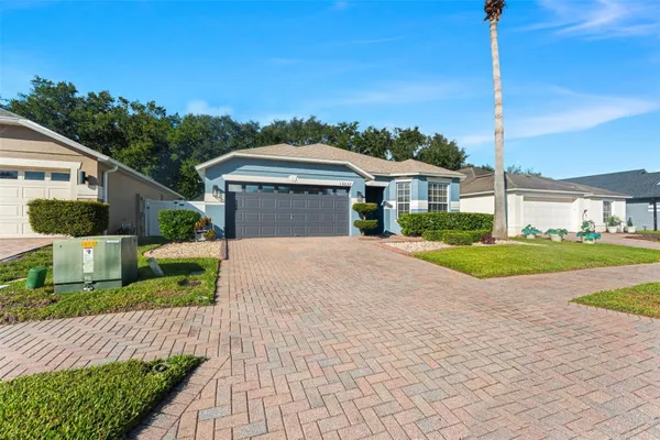 10037 PORTOFINO DR