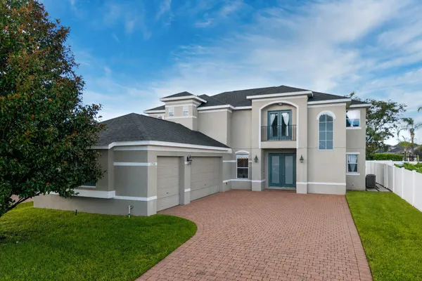 1526 EQUINOX CIR