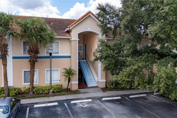 515 VILLA DEL SOL CIR 205