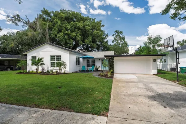 2345 BROOKSHIRE AVE