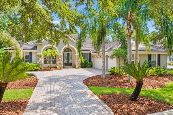 3387 REGAL CREST DR