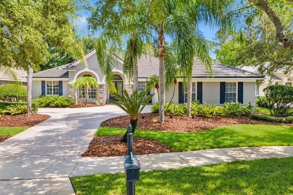 3387 REGAL CREST DR
