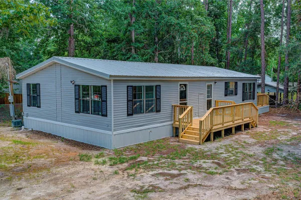 118 WATERWAY DR