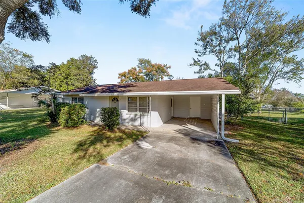 21529 SW HONEYSUCKLE ST
