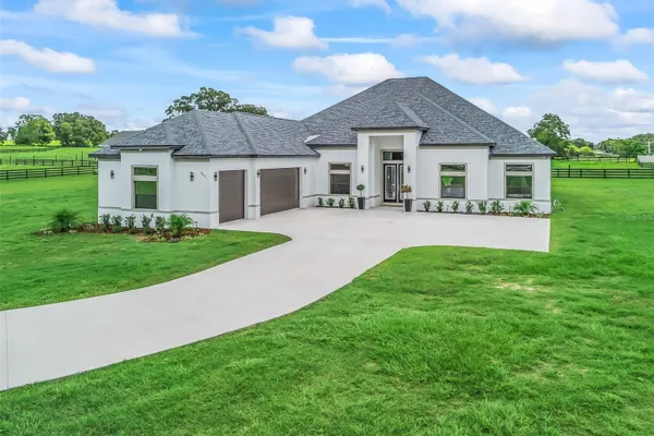 7041 NE 22ND COURT RD