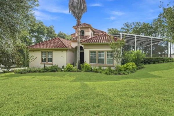 2257 N HICKORY GLEN PT