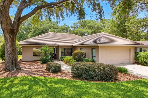 2961 W PLANTATION PINES CT