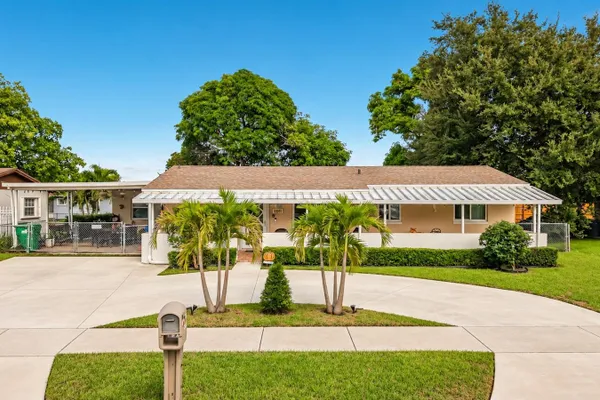 19731 NW 33RD AVE