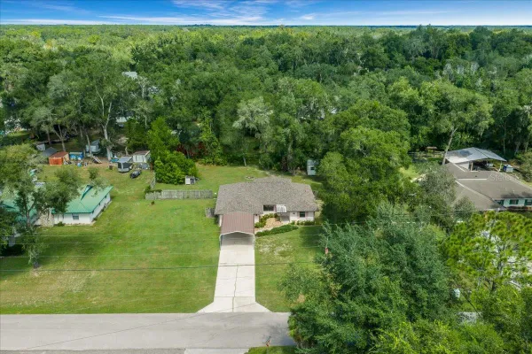 8599 E HAMPTON POINT RD