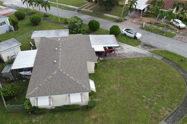 9000 NW 12TH CT