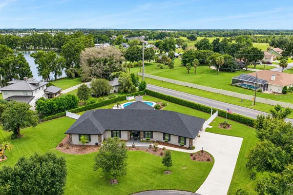 37 LAKE ELOISE LN