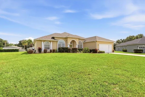 7380 BENT GRASS DR