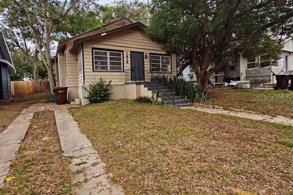 1414 JOHNS AVE