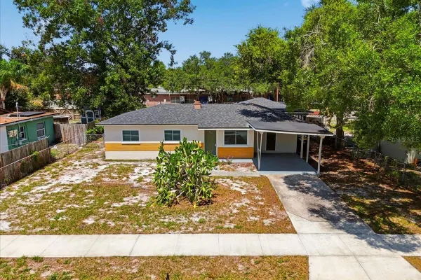 813 ELLERBE WAY