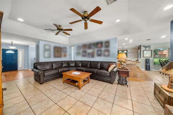 510 EDGEWOOD DR
