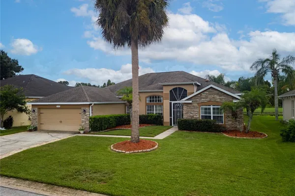 918 GOLF COURSE PKWY
