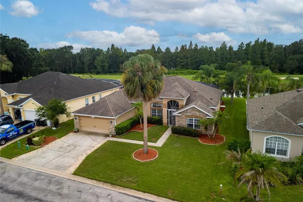 918 GOLF COURSE PKWY