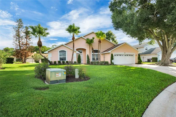 742 SANTA MARIA DR