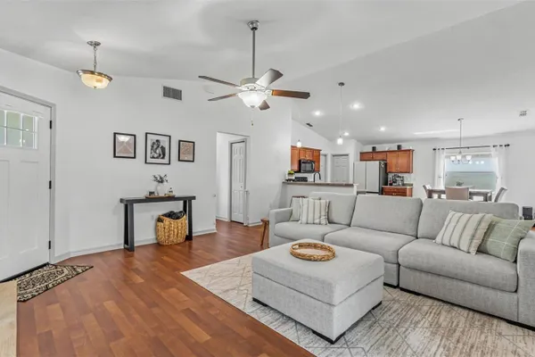 5030 BELMONT PARK LN