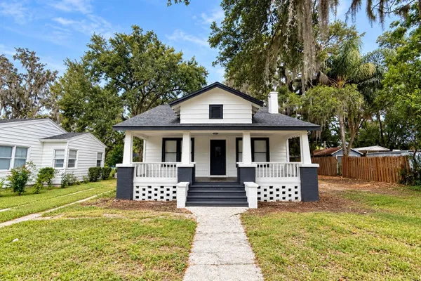 1212 OSCEOLA AVE