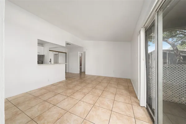 3849 BAY CLUB CIR 204