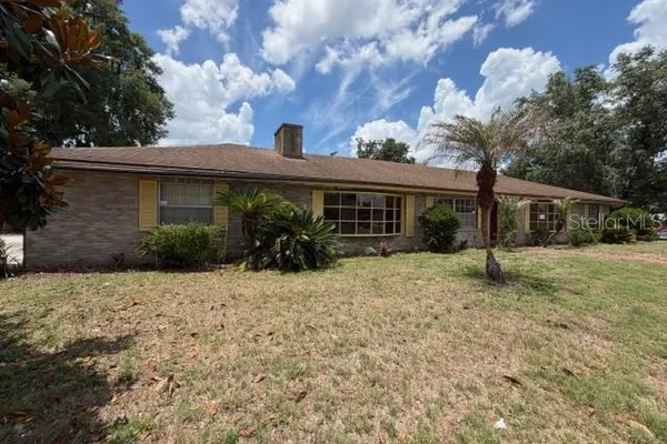 1105 GAUSE AVE