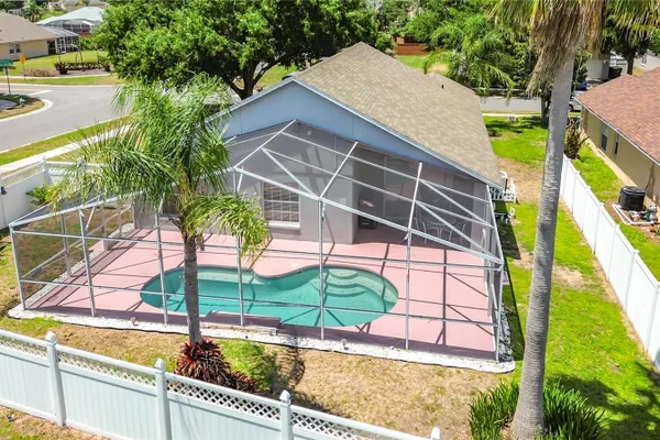 7949 GOLDEN POND CIR