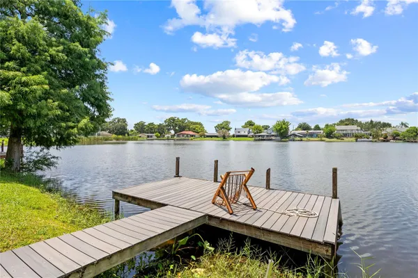 2705 EMERALD LAKE CT 2705