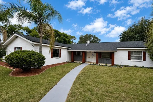 1241 MANCHESTER RD