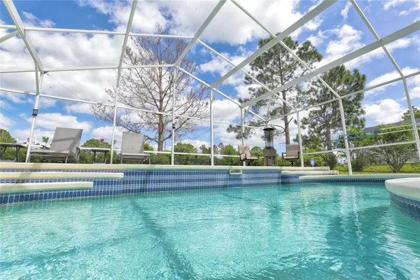 1942 BERMUDA POINTE DR