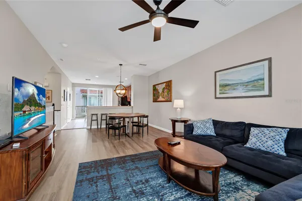 5064 TIDEVIEW CIR 82