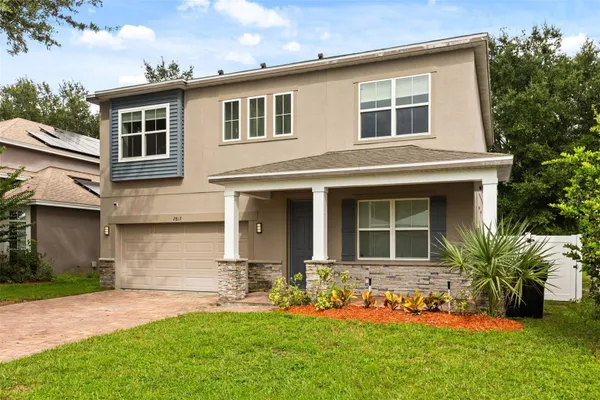 2813 ROSEGLEN WAY