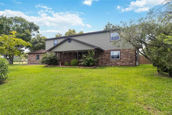 4899 SPARROW DR