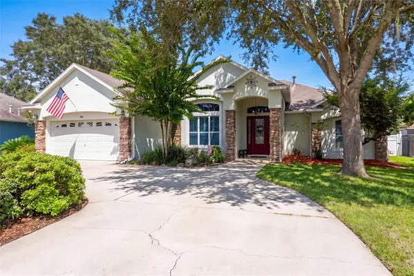 106 OAK HAVEN CIR