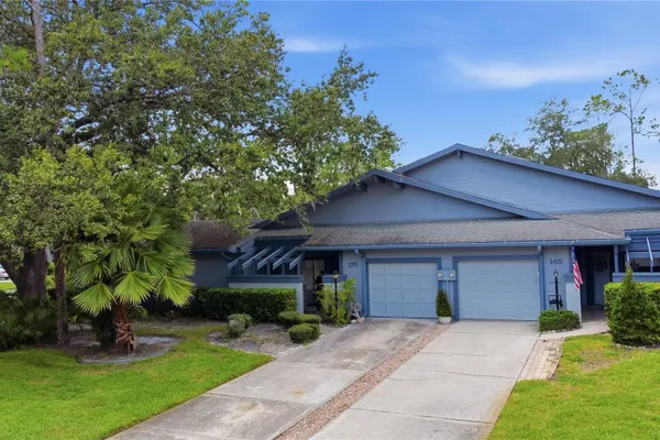 135 PINEWINDS BLVD