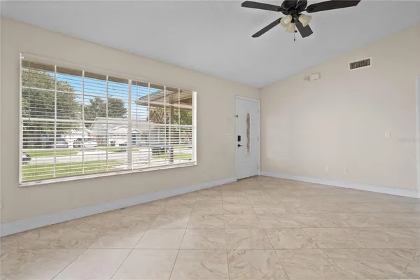 1208 ROMA CT
