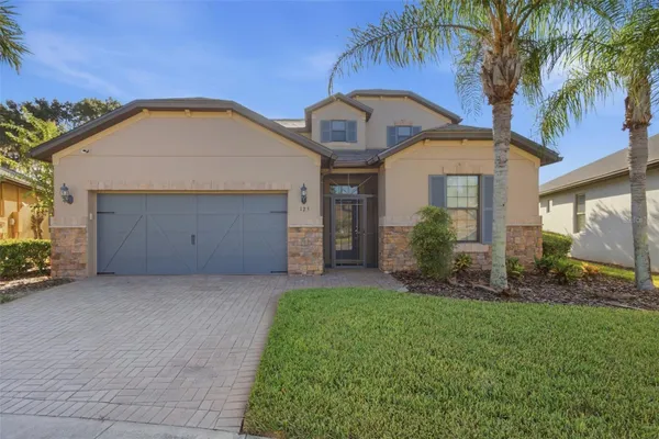 125 LA CRESTA CT