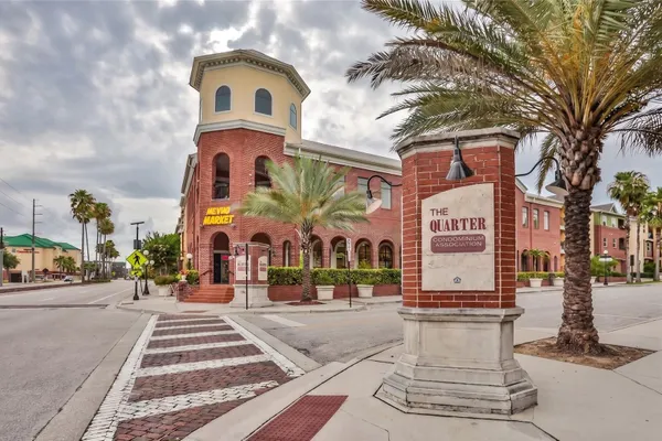 1910 E PALM AVE 10101