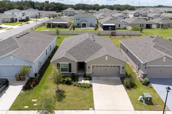 3058 CADENCE SOUND LN