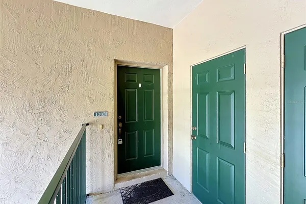 1205 EAGLE POND DR 1205