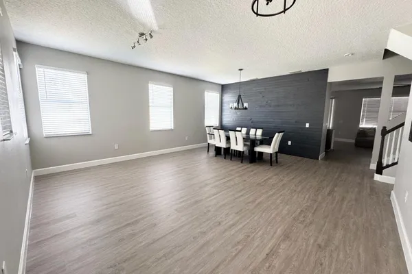 10313 STRATFORD POINTE AVE