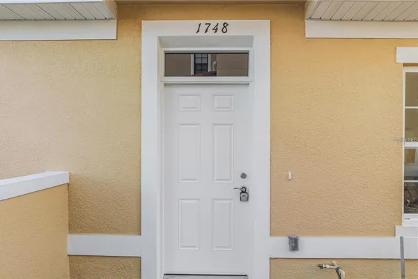 1801 CORIANDER DR 1802