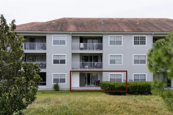 14013 FAIRWAY ISLAND DR 415