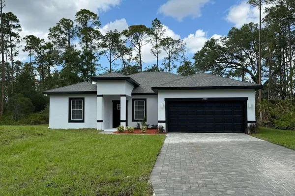 3831 POINCIANA DR