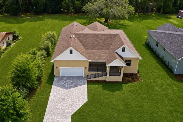 12500 GREEN OAK LN