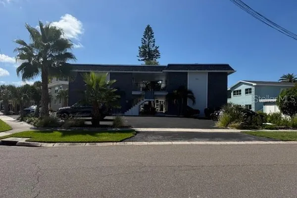 430 LARBOARD WAY 3